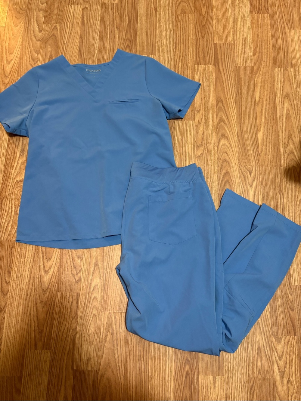 Medium Ceil Blue Mandala Scrubs